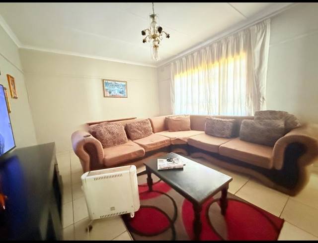 3 BEDROOM HOUSE FOR SALE IN VANDERBIJLPARK CW 6